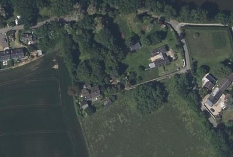 Vue aérienne du Agis ’-’ Camping des Varennes à Mûrs-Erigné