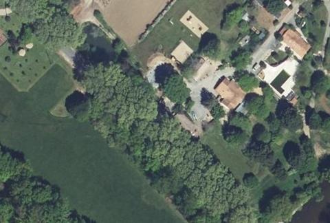 Vue aérienne du Camping au Fil de l’Eau à Antonne-et-Trigonant