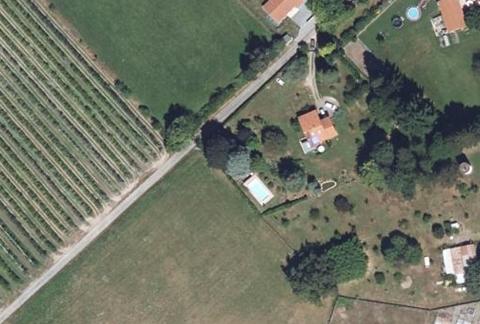 Vue aérienne du Camping au Pont du Dognon à Saint-Laurent-les-Églises
