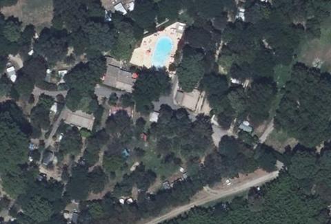 Vue aérienne du Camping Beau Rivage à Cardet
