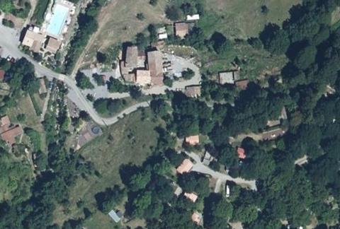 Vue aérienne du Camping de Belos à Thueyts