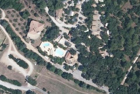 Vue aérienne du Camping de Fondespierre à Castries