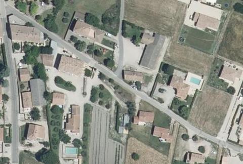 Vue aérienne du Camping de l’Aube à Blauvac
