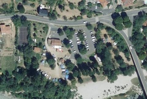Vue aérienne du Camping de la Muse à Mostuéjouls