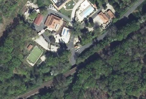 Vue aérienne du Camping de la Pélonie à Saint-Antoine-d’Auberoche