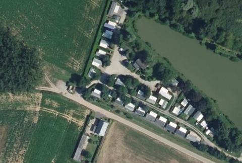 Vue aérienne du Camping de la Source à Voyennes