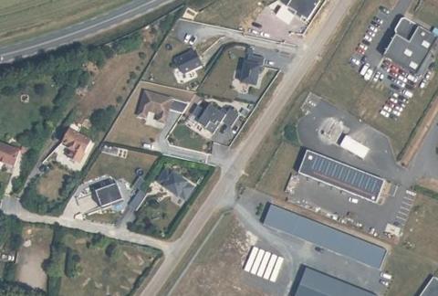 Vue aérienne du Camping des Capucines à Ranville