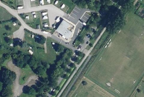 Vue aérienne du Camping des Cygnes à Amiens