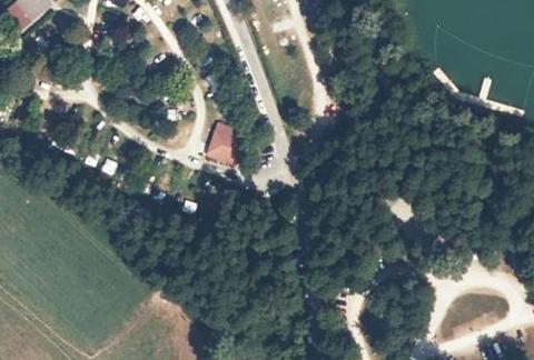 Vue aérienne du Camping des Lacs à Saint-Jean-de-Chevelu