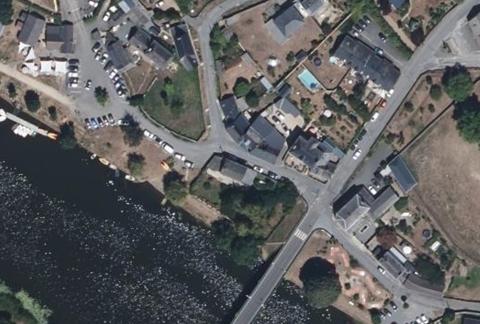 Vue aérienne du Camping des Rivières à Daon