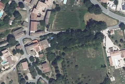 Vue aérienne du Camping Domaine des Fumades à Allègre-les-Fumades