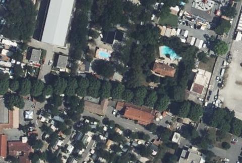 Vue aérienne du Camping Douce France à Antibes
