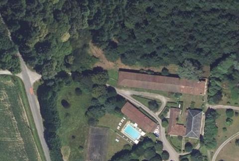 Vue aérienne du Camping du Château de Leychoisier à Bonnac-la-Côte