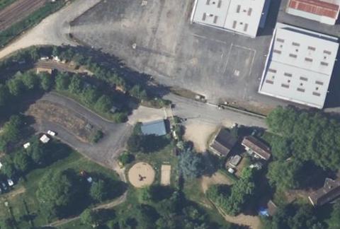 Vue aérienne du Camping du Chillou d’Ozon à Châtellerault