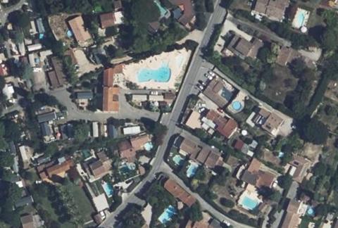 Vue aérienne du Camping Eden à Biot