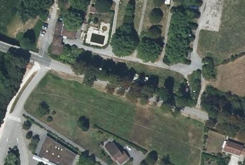 Vue aérienne du Camping l’Aincontournable à Poncin