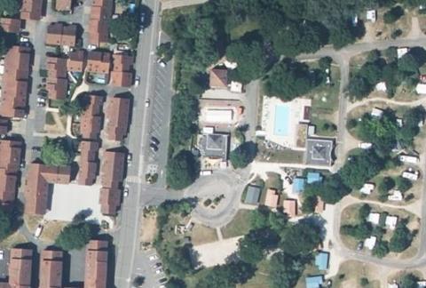 Vue aérienne du Camping l’Étang des Forges à Belfort