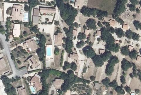 Vue aérienne du Camping l’Oliveraie à Saint-Jean-de-Maruéjols-et-Avéjan