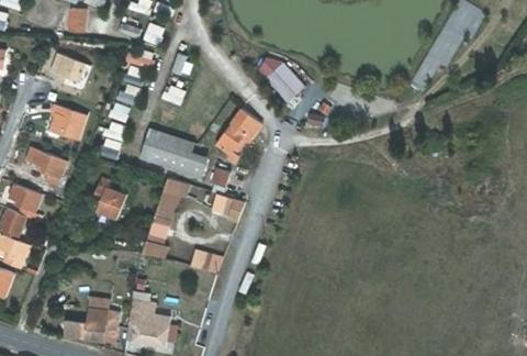 Vue aérienne du Camping la Baie de Chandorat à Barzan