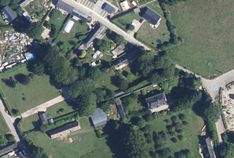 Vue aérienne du Camping le Jardin de Séraphine à Malleville-les-Grès