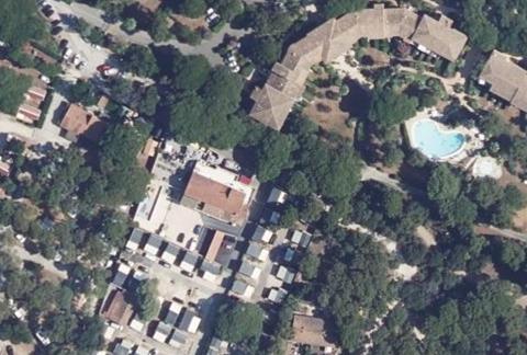 Vue aérienne du Camping le Méditerranée à Hyères