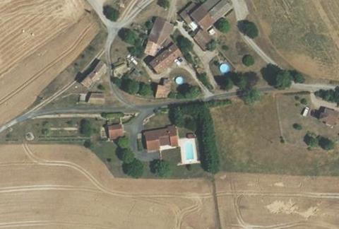 Vue aérienne du Camping le Moulin de Julien à Livers-Cazelles