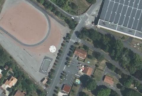 Vue aérienne du Camping le Paradis à Pons