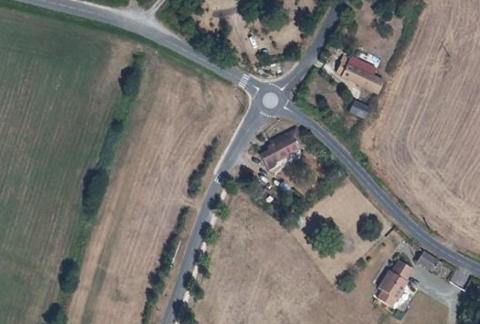Vue aérienne du Camping le Pont Romain à Yvré-l’Évêque
