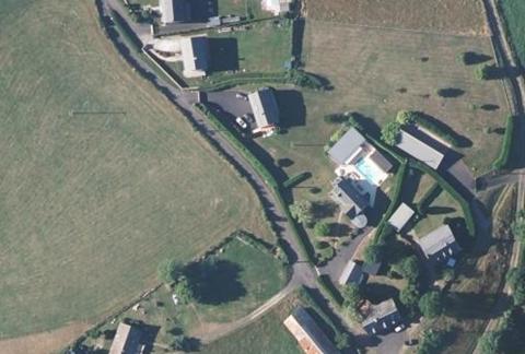 Vue aérienne du Camping le Val Saint Jean à Mauriac