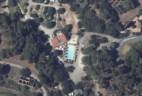 Vue aérienne du Camping le Vallon des Cigales à Istres