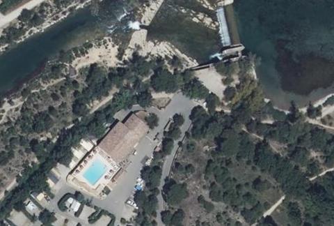 Vue aérienne du Camping le Verseau à Gréoux-les-Bains