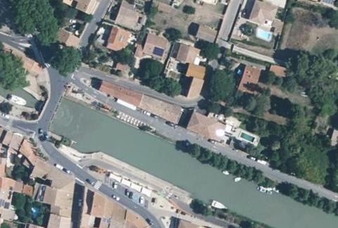 Vue aérienne du Camping les Berges du Canal à Villeneuve-lès-Béziers