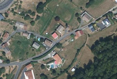 Vue aérienne du Camping les Cinq Châteaux à Vézac