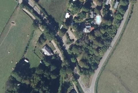 Vue aérienne du Camping les Genêts du Morvan à Ouroux-en-Morvan