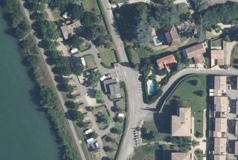 Vue aérienne du Camping les Îles de Silon à Saint-Vallier