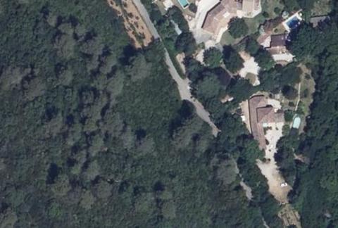 Vue aérienne du Camping les Tomasses à Belgentier