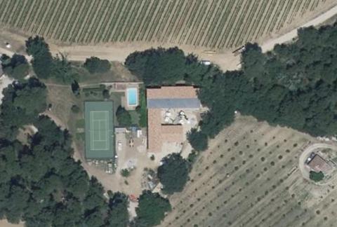 Vue aérienne du Camping Lou Badaréu à Cucuron