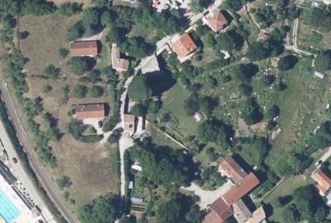 Vue aérienne du Camping Municipal de Justin à Die