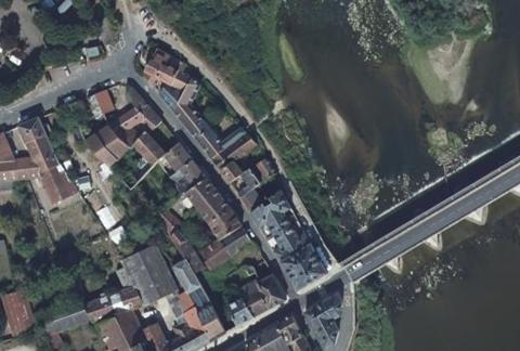 Vue aérienne du Camping Municipal de la Saulaie à La Charité-sur-Loire