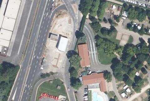 Vue aérienne du Camping Municipal de Mâcon à Sancé