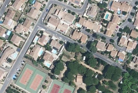 Vue aérienne du Camping Municipal de Tounel à Capestang