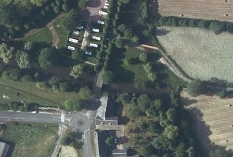 Vue aérienne du Camping Municipal des Bords de l’Eure à Courville-sur-Eure