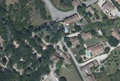Vue aérienne du Camping Municipal les Royères du Prieuré à Maubec