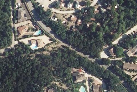 Vue aérienne du Camping Pezza Cardo à Porto-Vecchio