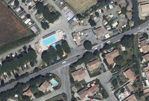 Vue aérienne du Camping Provence Vallée à Manosque