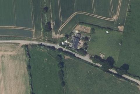 Vue aérienne du Camping Reine Mathilde à Étréham