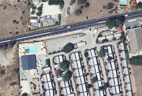 Vue aérienne du Roussillon Camping Catalan à Perpignan