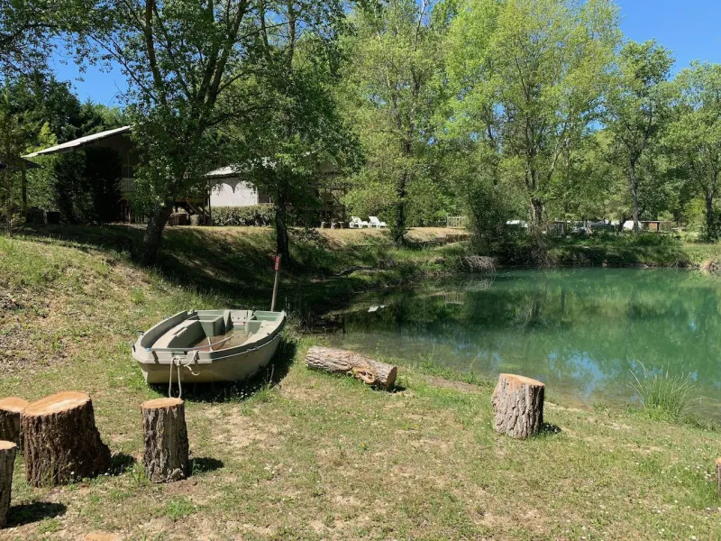 Photo du Camping la Rivière, fournie par Glampings