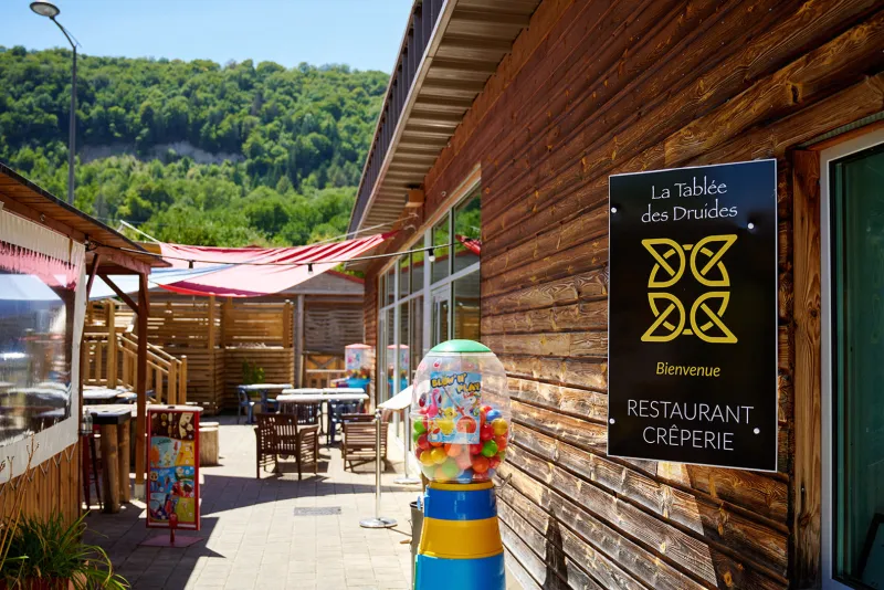 Photo du Camping Domaine la Roche d’Ully, fournie par Glampings