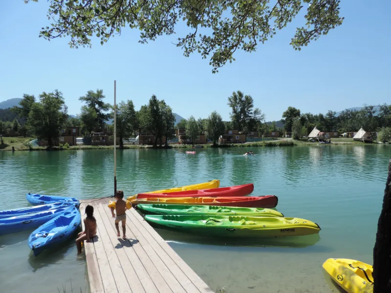 Photo du Camping du Lac Bleu, fournie par Glampings